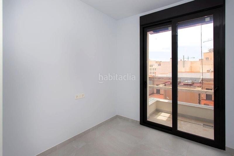 Foto 4ceafb99-95de-46ea-bdf6-6674432881df. Apartament a calle radio murcia 14 a Las Piscinas Naturales Torrevieja