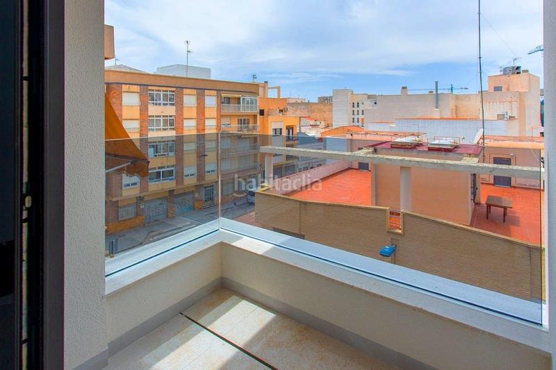 Foto b8b6a60b-aa40-4543-84dc-281e3083a04b. Apartament a calle radio murcia 14 a Las Piscinas Naturales Torrevieja