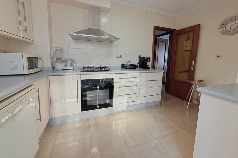 Foto 17f3ea7a-05aa-4ffe-9533-3d0a4d40df9f. Dachwohnung in calle moriones 2 in Las Piscinas Naturales Torrevieja