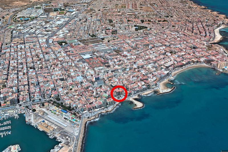 Foto 9d4a4532-aaf9-4c35-9c59-0eee46e2e21f. Dachwohnung in calle moriones 2 in Las Piscinas Naturales Torrevieja