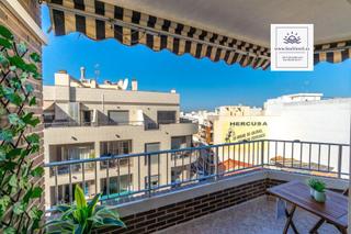 Àtic a Calle san policarpo 12. Ático céntrico y espacioso 101 m2  5. planta con 3 dormitorios,