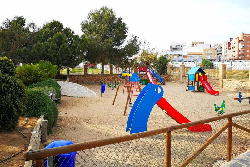 Foto 48605056-64d5-43a3-a76d-81e33a7938c7. Apartament a calle san pascual 28 a Puerto Deportivo Torrevieja