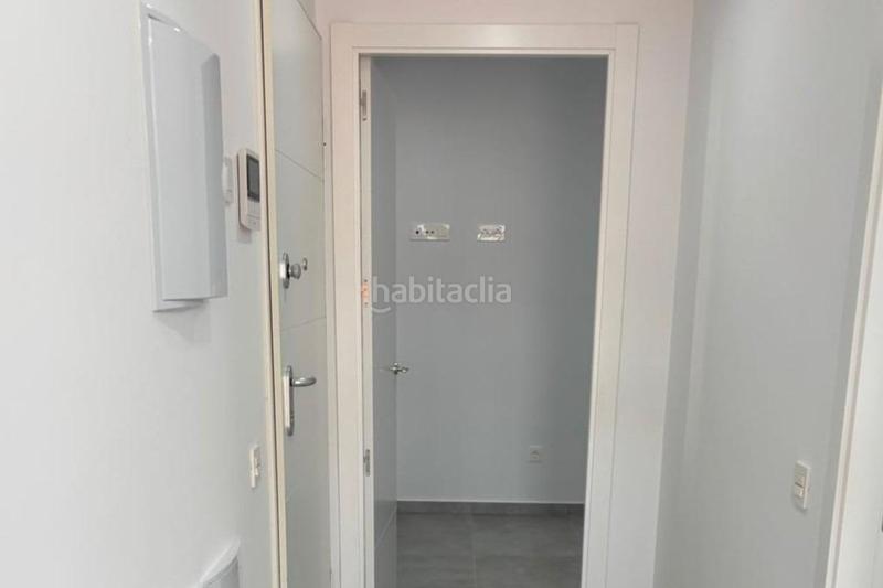 Foto a70335be-8f5b-4c54-b46b-0c19727b8621. Piccolo appartamento in calle ramon gallud 139 in Torrevieja