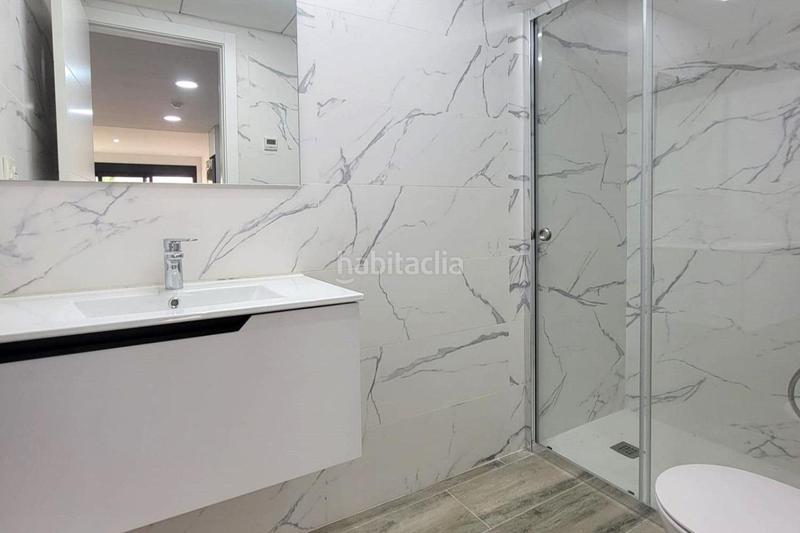 Foto 5bee6508-f63c-40e0-81e4-4c92430221c7. Piccolo appartamento in calle ramón gallud 139 in Torrevieja