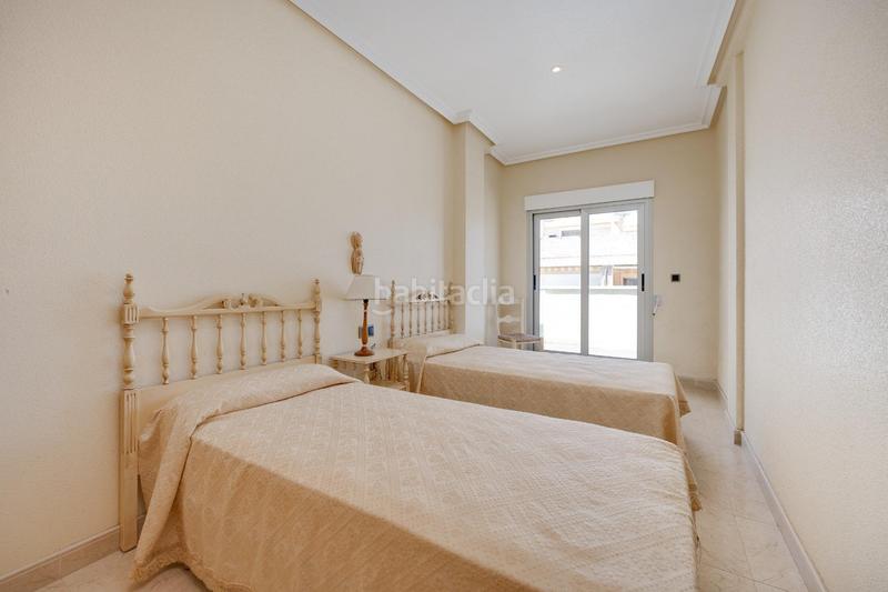 Foto c8549999-4b2f-4ab7-b4e1-fe51897feb6e. Piccolo appartamento in paseo juan aparicio 12 in Torrevieja