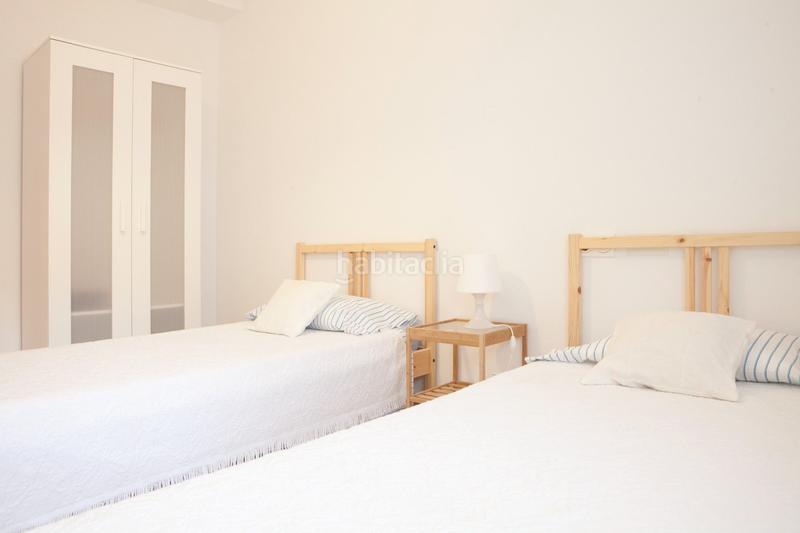 Foto f298de8f-2f23-46bd-b83c-5d612f059569. Apartment in Playa Levante Santa Pola