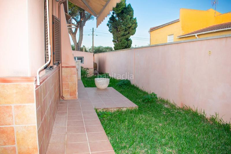 Foto 09ad8046-7522-4cfe-aeb6-cc4c43343bed. Chalet avec parking dans Los Balcones-Los Altos Torrevieja