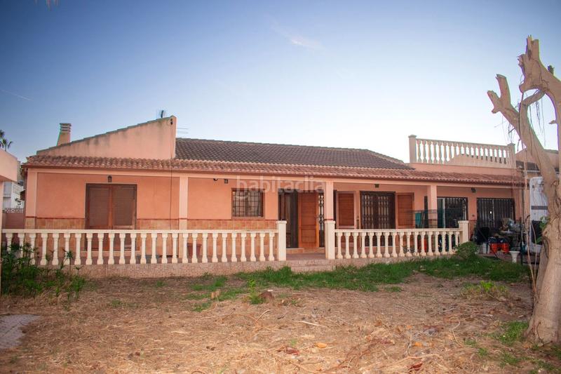 Foto c841b805-664f-477e-b74a-3f3be99db60f. Chalet avec parking dans Los Balcones-Los Altos Torrevieja