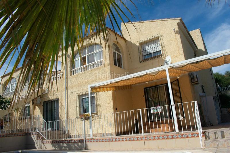 Foto c388813b-48d9-4fc5-9632-e18a38cb4de4. Chalet with heating pool in Los Balcones-Los Altos Torrevieja