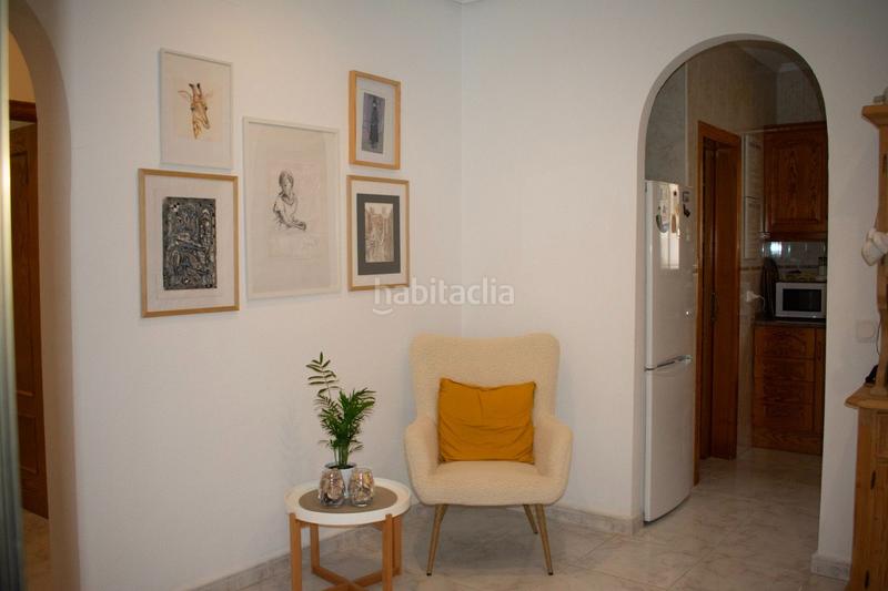 Foto 44aeca9e-e61d-4bd6-b830-5fa88150db98. Chalet con parcheggio piscina in Zona Carrefour - Urbanizaciones Torrevieja