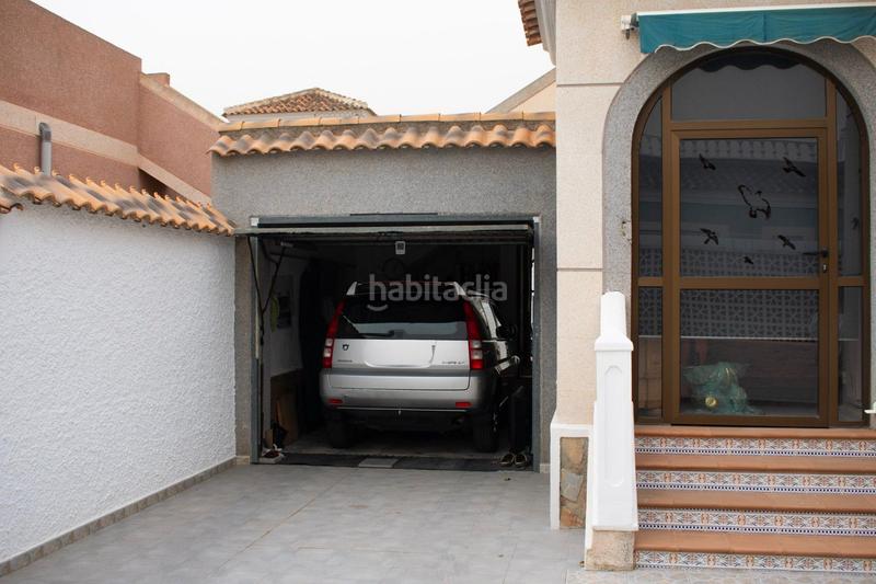 Foto c4ff4fb7-0496-4365-a748-fed224a26ae8. Chalet con parcheggio piscina in Zona Carrefour - Urbanizaciones Torrevieja