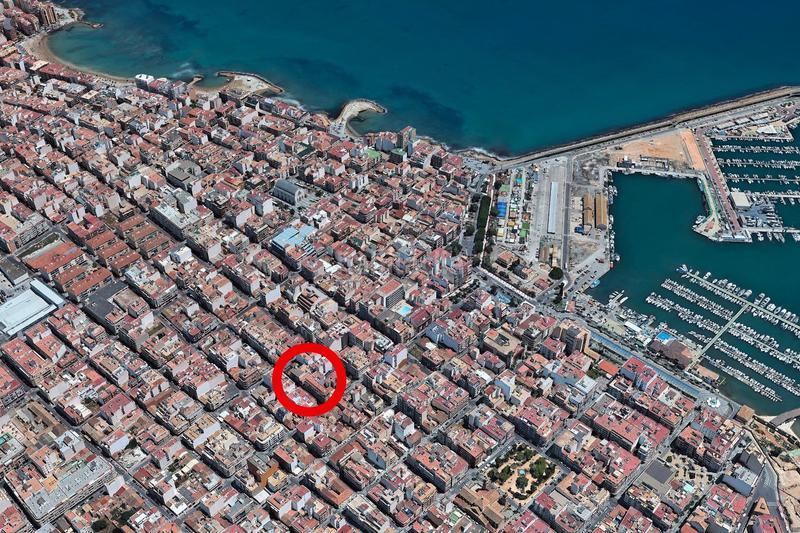 Foto 4a346673-5ddd-4cd7-a88f-5d1c675de6cf. Appartement dans calle concordia 2 dans Centro - Muelle Pesquero Torrevieja