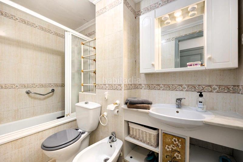 Foto 51fc592b-1502-4c74-8248-0e76bf803254. Apartament a calle ramon gallud 182 a Zona Playa del Cura Torrevieja