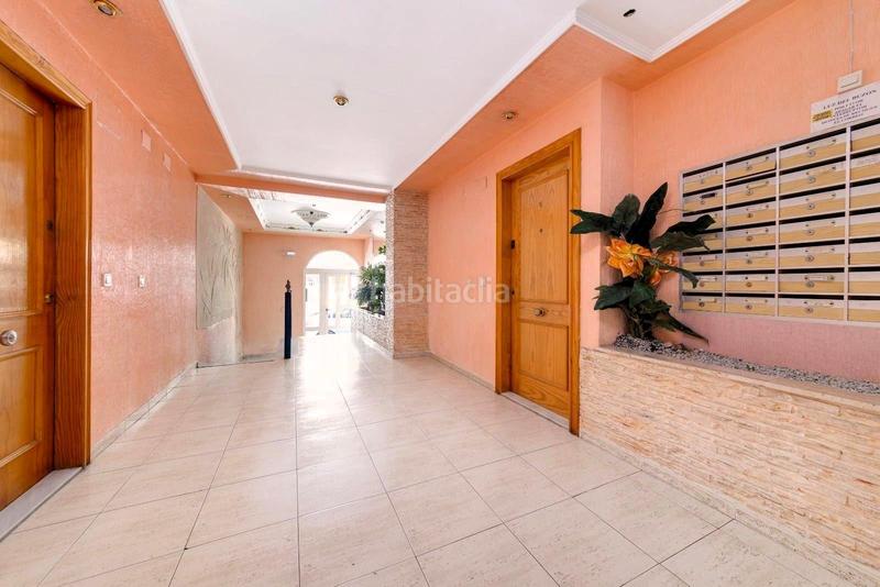 Foto a3f12a30-9922-4c81-9f0e-322e4aef0805. Apartament a calle ramon gallud 182 a Zona Playa del Cura Torrevieja