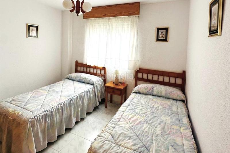 Foto 2316c483-fb02-45bf-a09d-d1e52af090f9. Apartment in calle pedro lorca 150 in Zona Playa del Cura Torrevieja