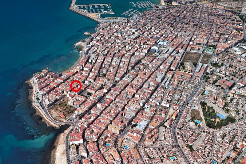 Foto 6f37a2fa-b30a-4bb1-826d-13644cd3752e. Apartment in calle pedro lorca 150 in Zona Playa del Cura Torrevieja