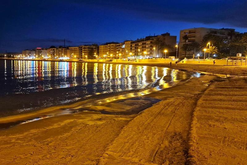 Foto 4e88a001-500e-45d4-8f03-39e4c4a35af7. Appartement dans avenida roentgen 7 dans Zona Playa de los Locos Torrevieja