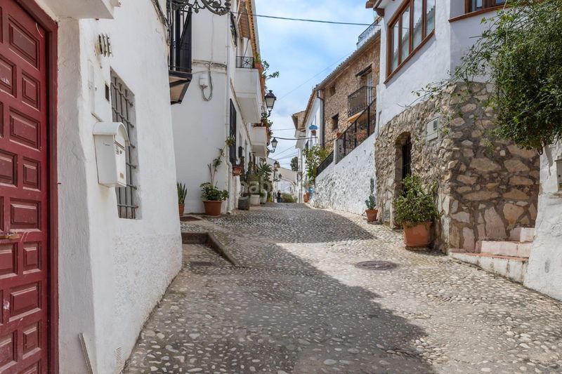 Foto fb9ff06d-b757-4350-a211-bff33fca1a59. Àtic a Altea ciudad Altea