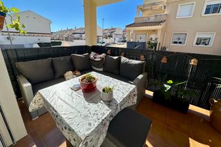 Doppelhaus in Calle bojosa 24. Maravilloso chalet pareado aprox. 167 m2 con jardín, terrazas y