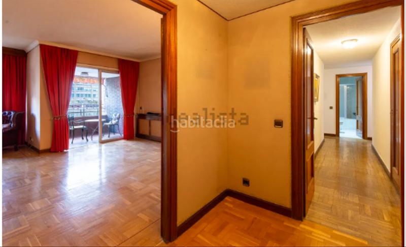 Foto 84d4a19c-661f-402f-bf25-96877a237c03. Piso  exterior muy luminoso de cuatro habitaciones en Madrid