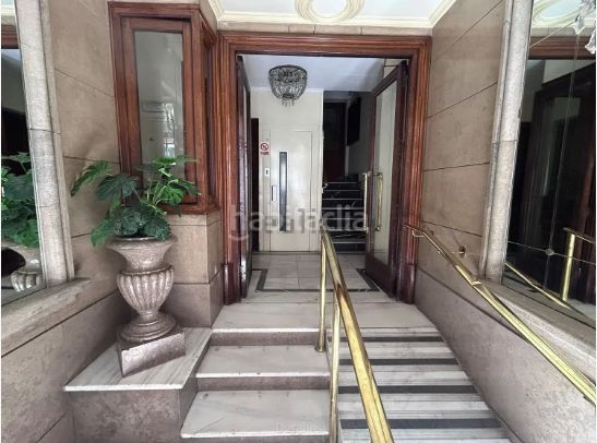 Foto a1bce99e-2e6a-459c-8540-73b61d227869. Alquiler piso luminoso piso en barrio chamberi en Madrid