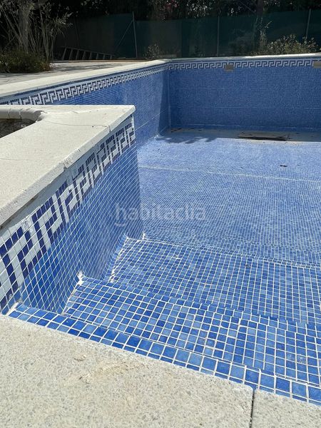 Foto 1f39667d-3b6a-495d-ac9b-ff75933be80f. Xalet amb xemeneia calefacció aparcament piscina a Fuentes de Ebro