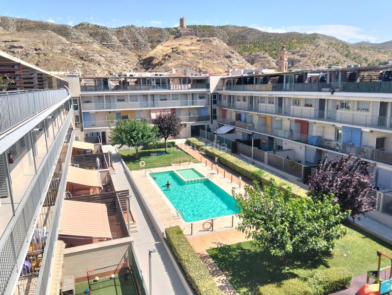 Foto 200e1885-3245-4985-ab5c-9d3f110a478e. Dúplex amb calefacció aparcament piscina a Cadrete