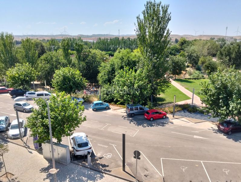 Foto d73684a2-551c-4304-a0fc-609bd7c5c102. Dúplex amb calefacció aparcament piscina a Cadrete