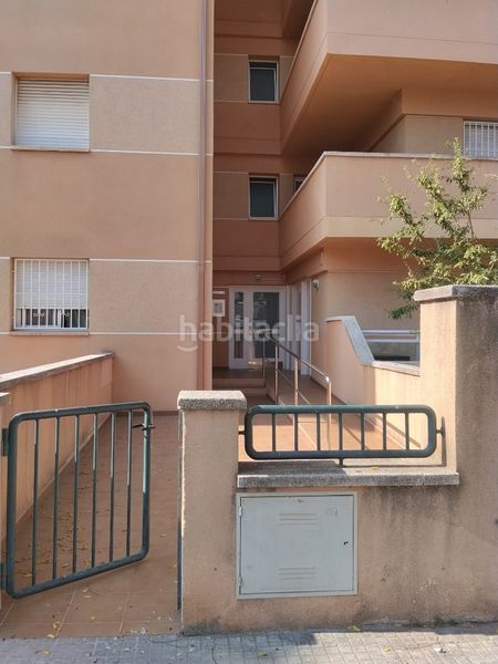 Foto 6323fb15-45b9-437b-b665-eb8210b8cc07. Pis amb aparcament piscina a Els Esquirols Cambrils