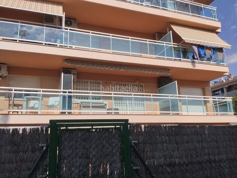 Foto 8c5ca4e9-2e76-4b35-b3cc-7d6d3f5e743e. Pis amb aparcament piscina a Els Esquirols Cambrils