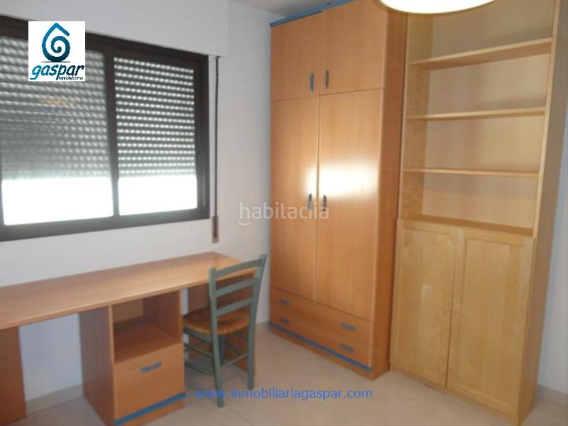 Foto b3332c60-da39-49c3-94c3-7a633a2bfb94. Alquiler piso en plaza víctor zurita soler 4 vivienda de 3 dormitorios apta para estudiantes en San Cristóbal de La Laguna