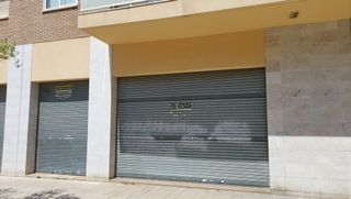 Rent Business premise in Plaça teresa miquel pamies (de), 5. Reus- local amplio