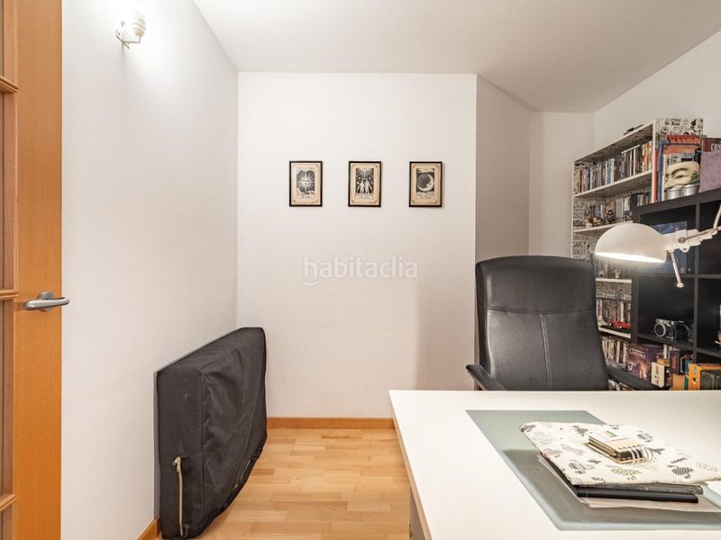 Foto 6a0faaa4-7a7a-4831-9223-9869f3a4d6c9. Pis amb calefacció aparcament a El Coll Barcelona
