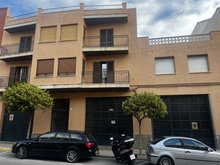 Rent Industrial building  Horta. Alquiler de nave industrial en pleno centro de la selva del camp