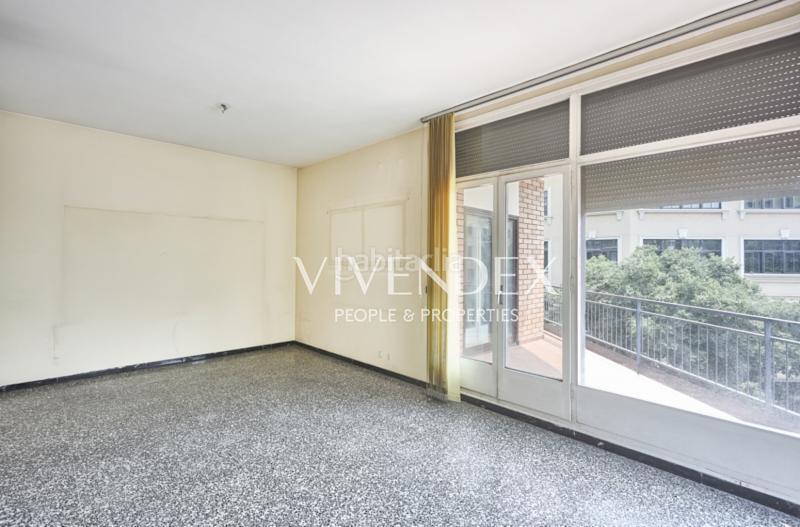 Foto 2e002125-9014-4e60-9b9a-a4331d17cfe0. Piso 160 m2 totalmente exteriores en pleno eixample en Barcelona