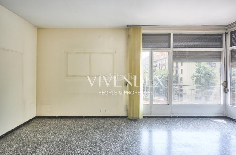 Foto 63c3d711-a0cf-4969-acca-0c42764378a8. Piso 160 m2 totalmente exteriores en pleno eixample en Barcelona