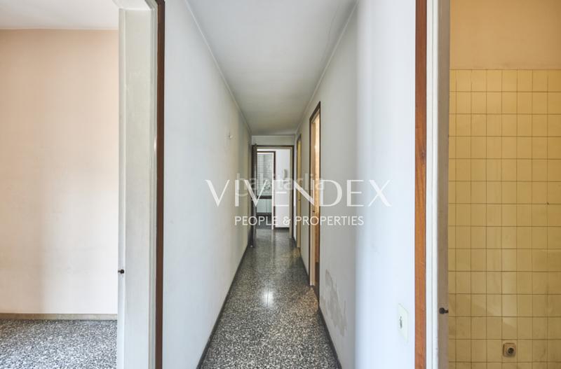 Foto a716bb99-7f84-494d-9fda-c24816150a9f. Piso 160 m2 totalmente exteriores en pleno eixample en Barcelona