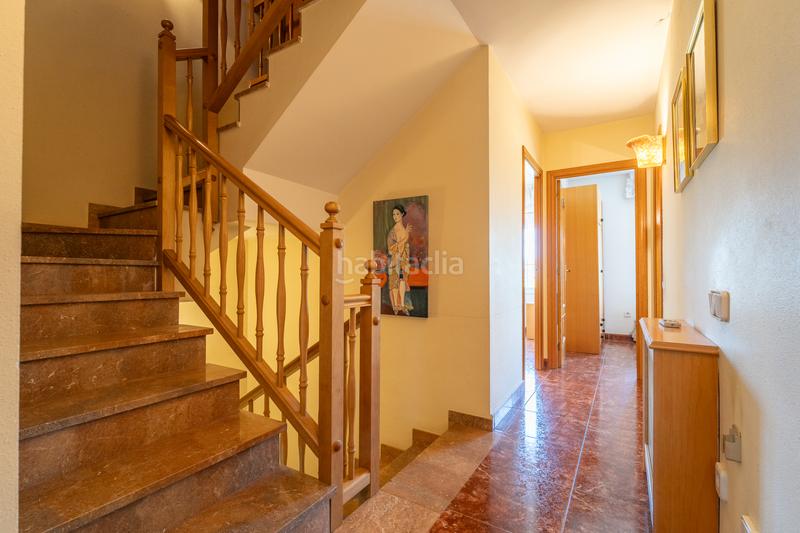 Foto 7f663333-dfd9-4d3d-b899-8f450031c7da. Casa vivienda amplia y luminosa en tres plantas con terraza y buhardilla en Reus