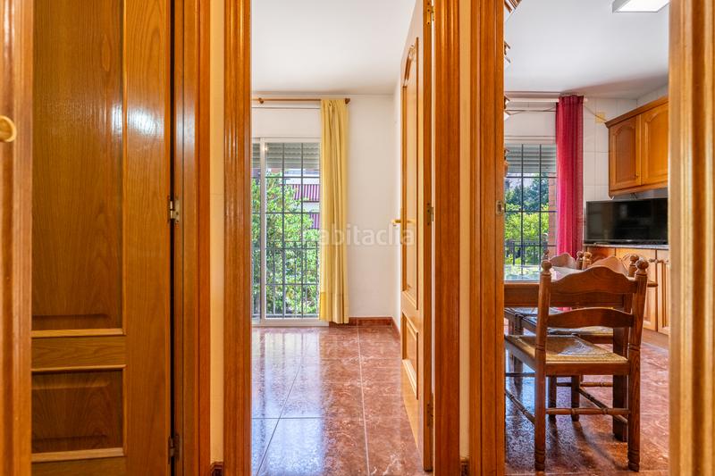 Foto 8f68b9b0-4abd-438a-b059-4f1fc243a29d. Casa vivienda amplia y luminosa en tres plantas con terraza y buhardilla en Reus