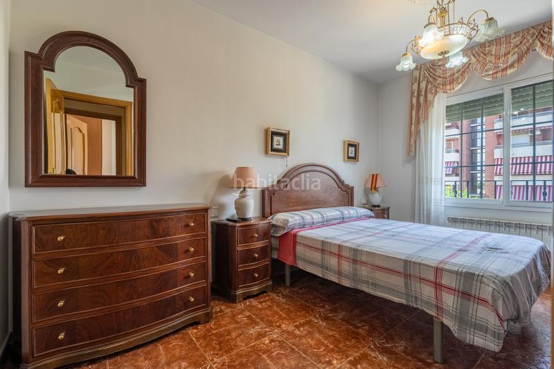 Foto bddc3316-3e2d-49fe-aae2-88716ef793ef. Casa vivienda amplia y luminosa en tres plantas con terraza y buhardilla en Reus