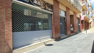 Local Comercial  Reus - av carrilet. Vendo local comercial en el corazón de reus se presenta una opor