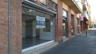Locale commerciale  Reus - av carrilet. Vendo local comercial en el corazón de reus se presenta una opor