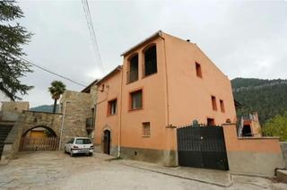 Haus  Castellbell i el vilar - calle era d en baume. Casa de pueblo ocupada