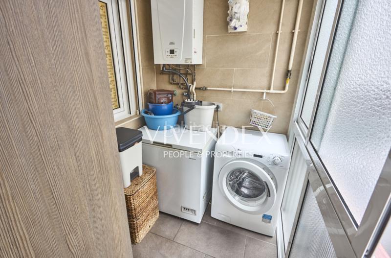 Foto 009993dd-6a97-4f7c-b486-7f94bd7d67de. Piso  100m con plaza de parking incluida. en el corazón , se presenta una magnífica oportunidad de adquirir un espacio en Viladecans