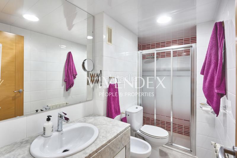 Foto 03d9edad-a372-411f-b659-acf099eaee54. Piso  100m con plaza de parking incluida. en el corazón , se presenta una magnífica oportunidad de adquirir un espacio en Viladecans