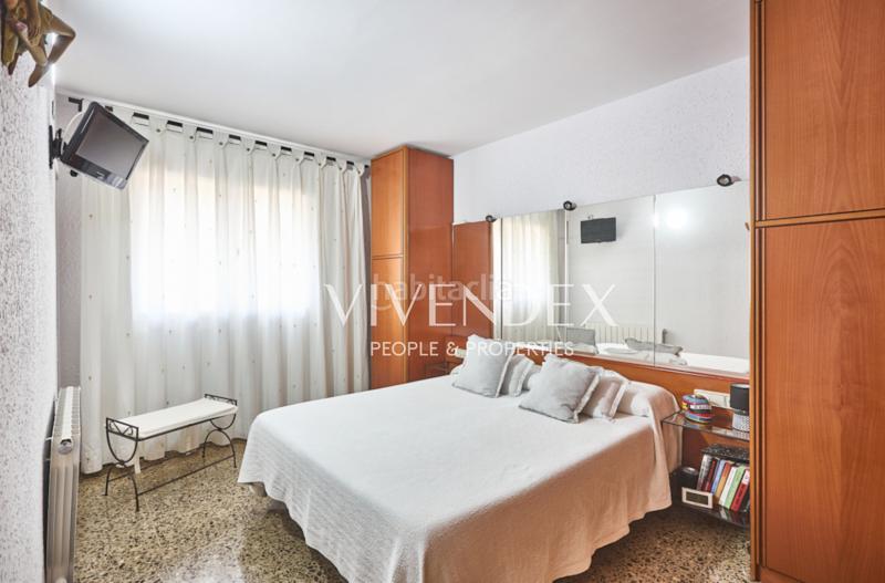 Foto 7e22cd49-1da0-422a-8181-97df5b382d70. Piso  100m con plaza de parking incluida. en el corazón , se presenta una magnífica oportunidad de adquirir un espacio en Viladecans