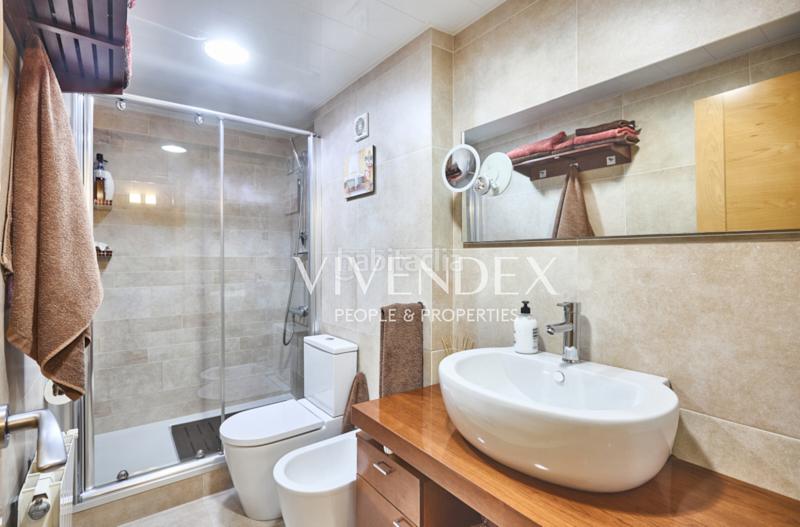 Foto 81b5399e-5827-4eef-a4ea-669c1aa452bf. Piso  100m con plaza de parking incluida. en el corazón , se presenta una magnífica oportunidad de adquirir un espacio en Viladecans