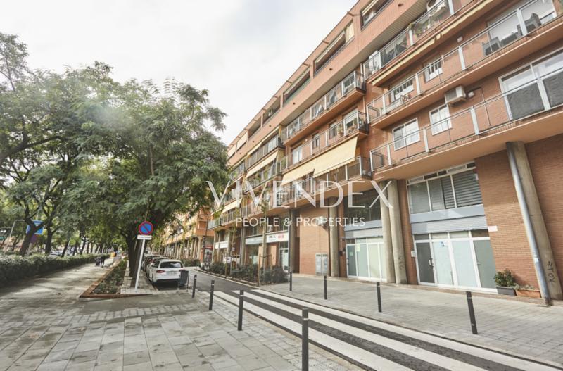 Foto 9487dad0-261e-42a1-b009-d31e793fa529. Piso  100m con plaza de parking incluida. en el corazón , se presenta una magnífica oportunidad de adquirir un espacio en Viladecans