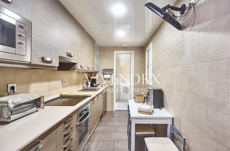 Foto bae20a0d-cd1d-4508-b234-51c9ec1a27c3. Piso  100m con plaza de parking incluida. en el corazón , se presenta una magnífica oportunidad de adquirir un espacio en Viladecans