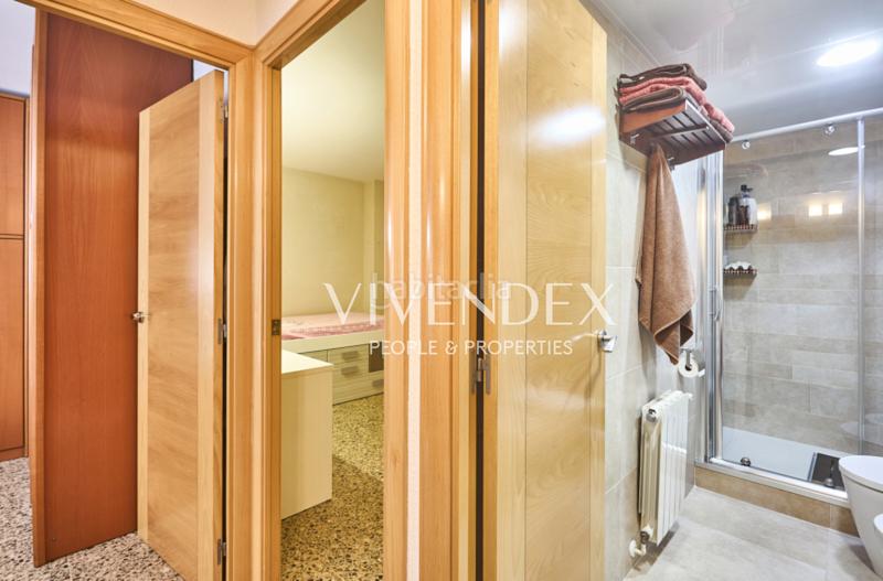 Foto e8ebd245-2e90-40b7-a739-62cfdf0b2166. Piso  100m con plaza de parking incluida. en el corazón , se presenta una magnífica oportunidad de adquirir un espacio en Viladecans